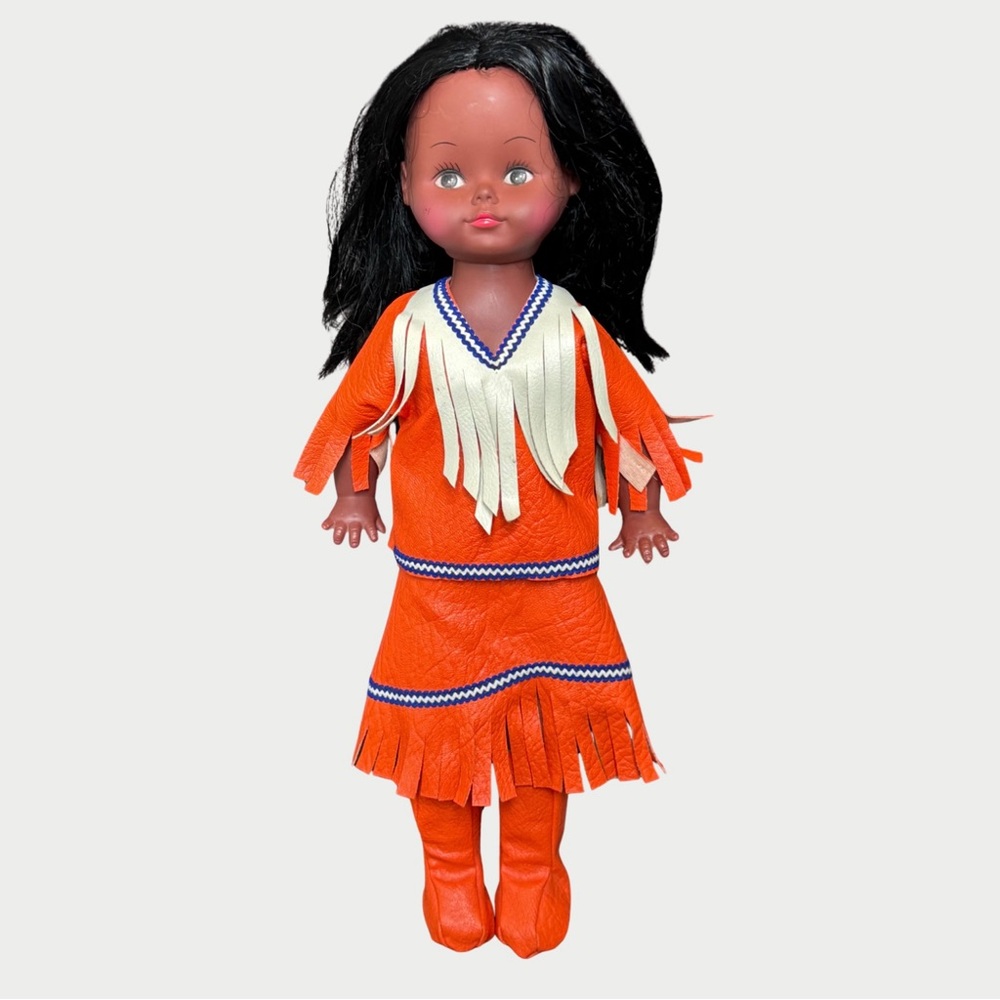 REGAL Native American Doll 
VINTAGE 1960s 18”